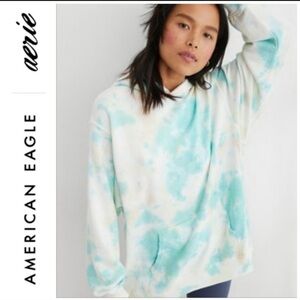 NWOT Aerie Tye Dye Pullover with hood XL
